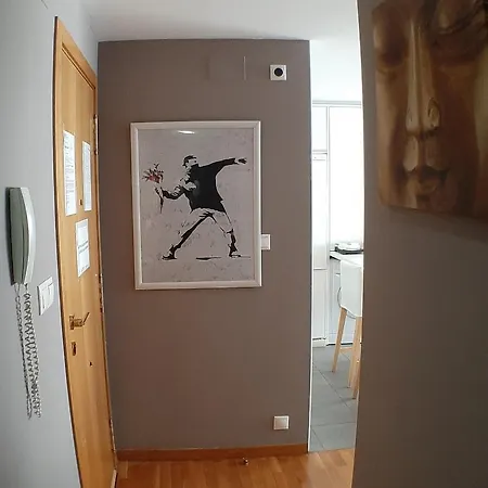 Cozy & Quiet Apartment. Lejlighed *