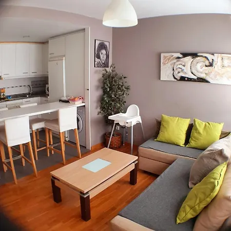 Cozy & Quiet Apartment. Lejlighed *