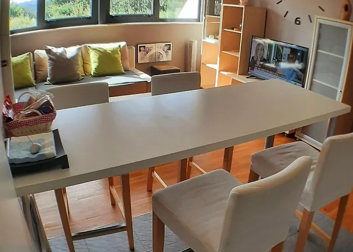 Cozy & Quiet Apartment. アパート